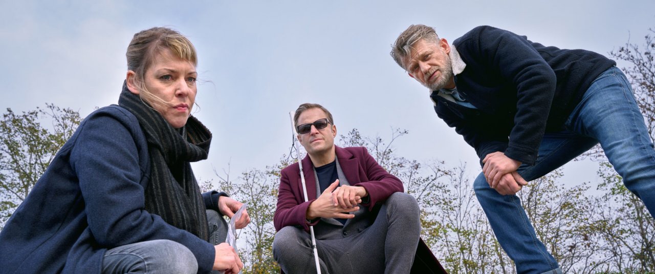 <div class='slide_cap'><div class='sw_hg'><h1>Blind ermittelt – Mord an der Donau</h1><br><h2>TV Film, 2022</h2></div><a class='no_visible' href='/en/projects/2024_01_08_be_mord-an-der-donau/#slide'></a></div>