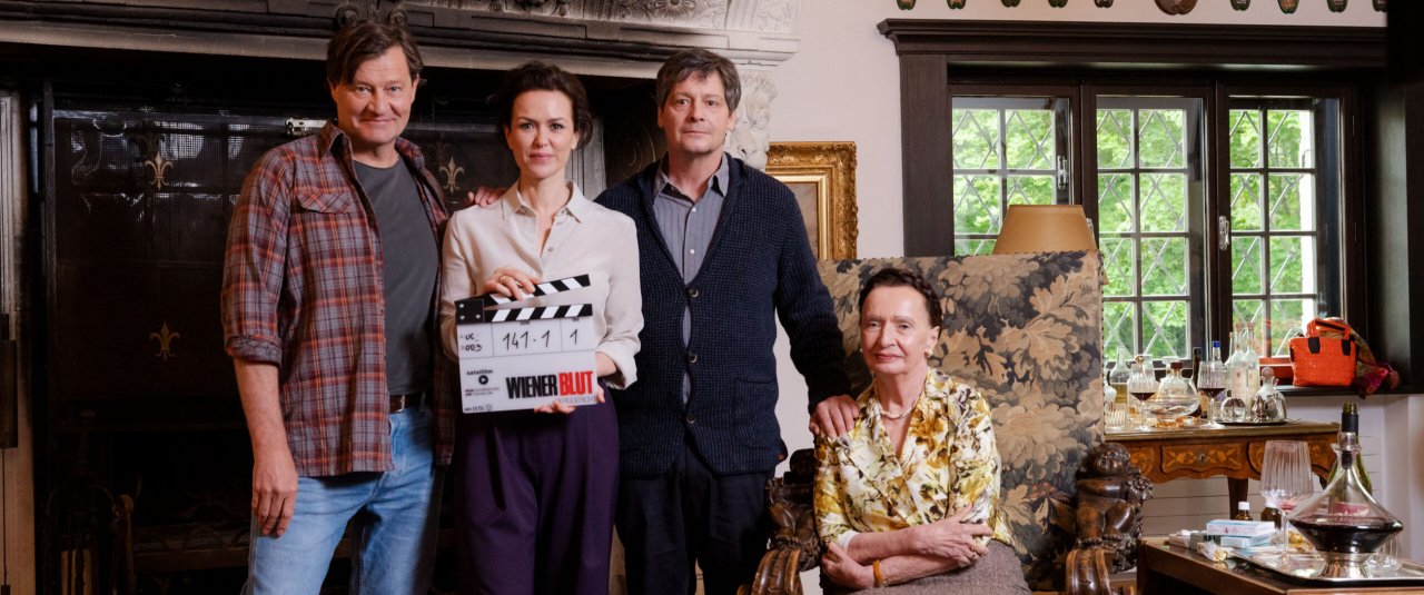 <div class='slide_cap'><div class='sw_hg'><h1>Wiener Blut – Berggericht</h1><br><h2>TV Film, 2023</h2></div><a class='no_visible' href='/en/projects/2023_05_16_wiener-blut-2/#slide'></a></div>